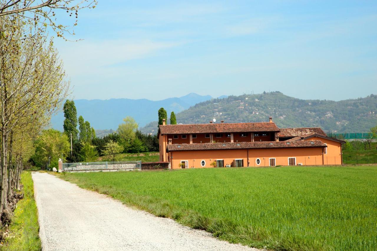 Cascina Volta Bed & Breakfast Brescia Exterior photo